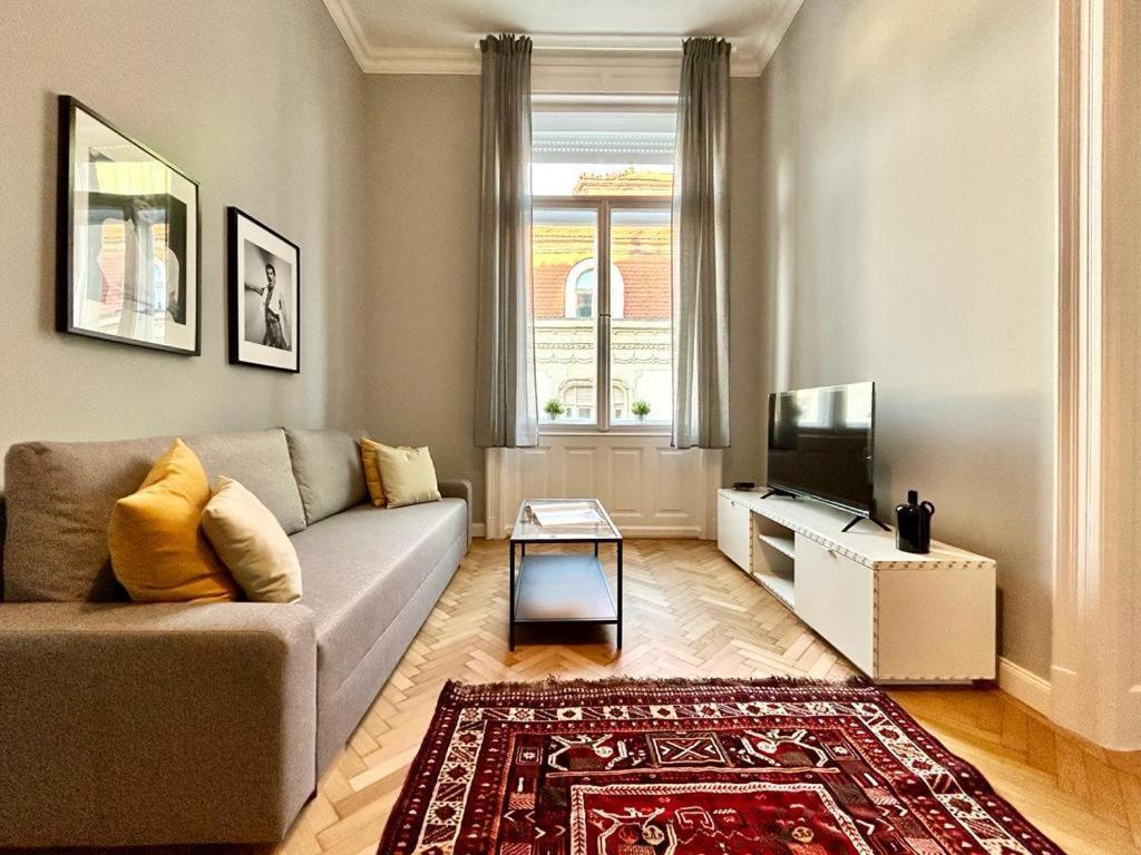 Gellert Danube Panorama Apartment Budapest Exterior photo
